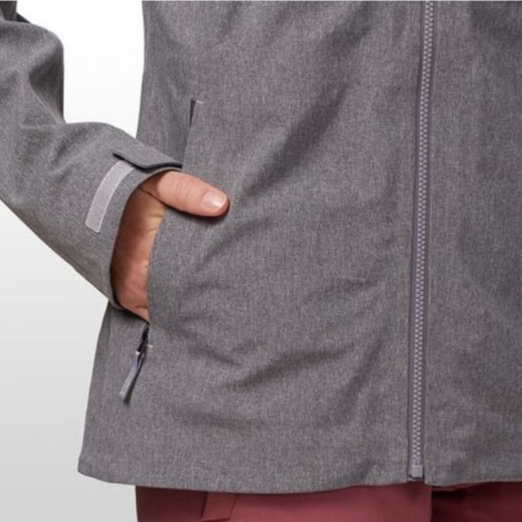 The North Face Women’s Apex Flex Futurelight Hooded Jacket - Picture 8 of 16